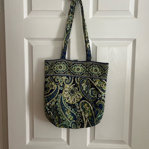 Vera Bradley bag - Picture 3 of 4